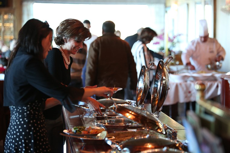Sunday Buffet at Bay Lodge